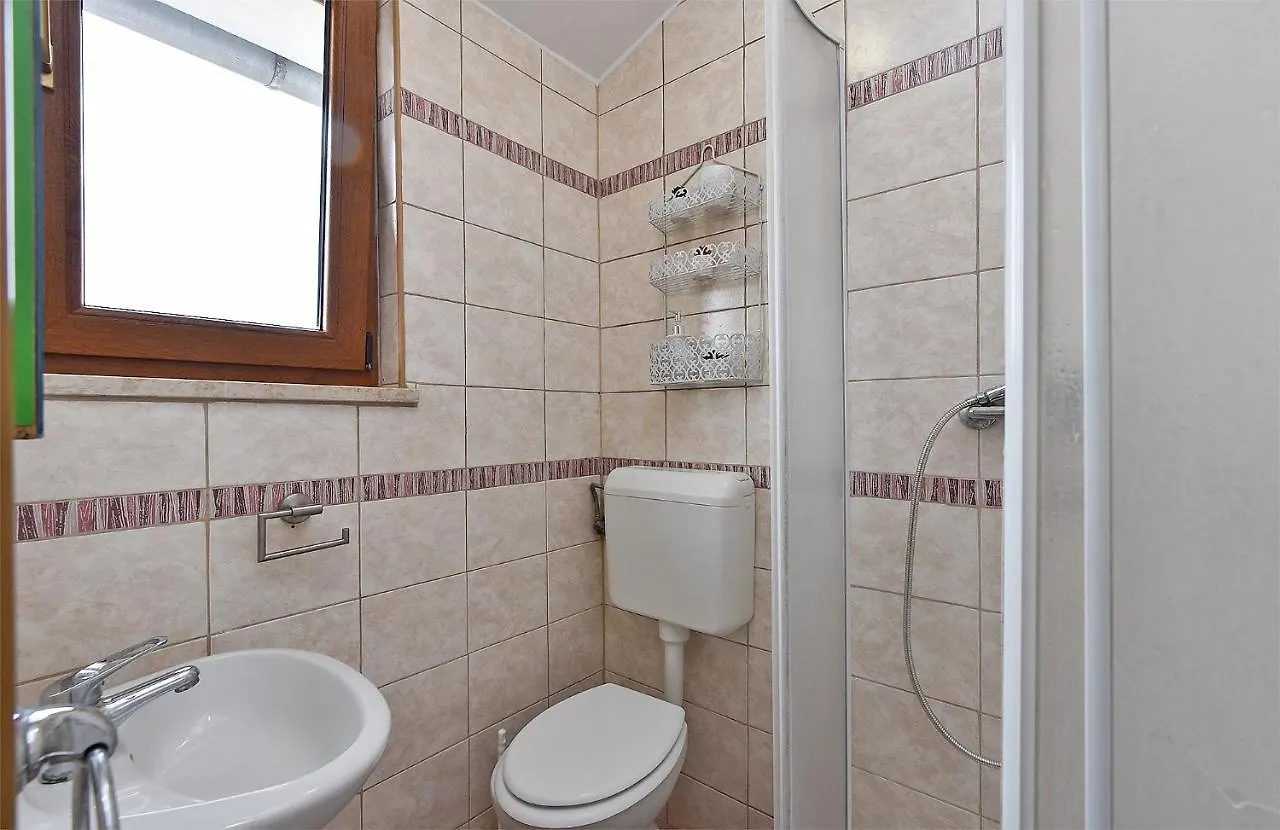 Vila House Stinjan 2148 Pula