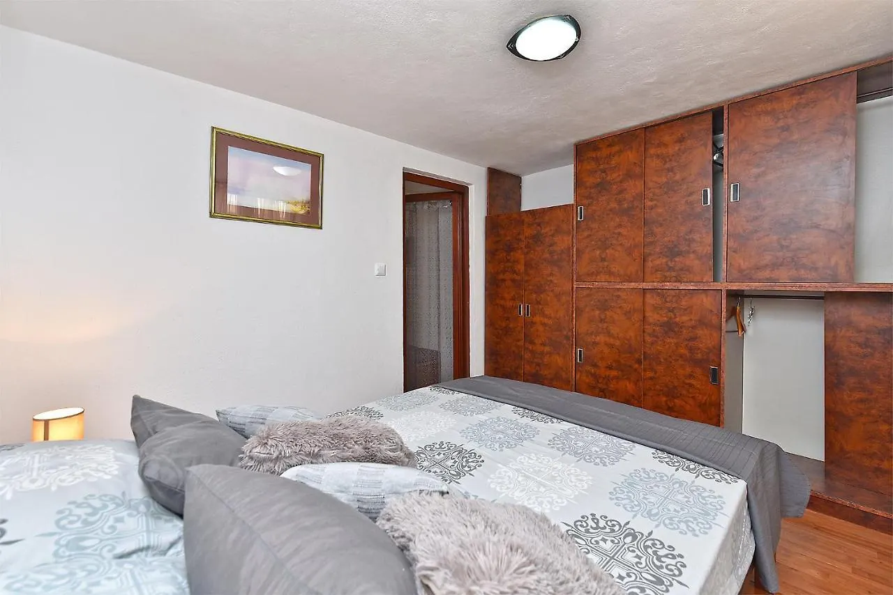 Holiday home House Stinjan 2148 Villa Pula