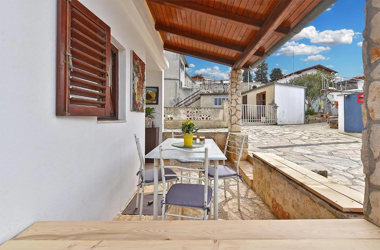 Holiday home House Stinjan 2148 Villa Pula